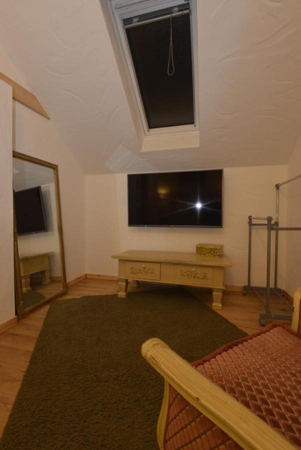 Dahlem  Eifel Kate, Relaxen Mit Sauna Und Whirlpool מראה חיצוני תמונה